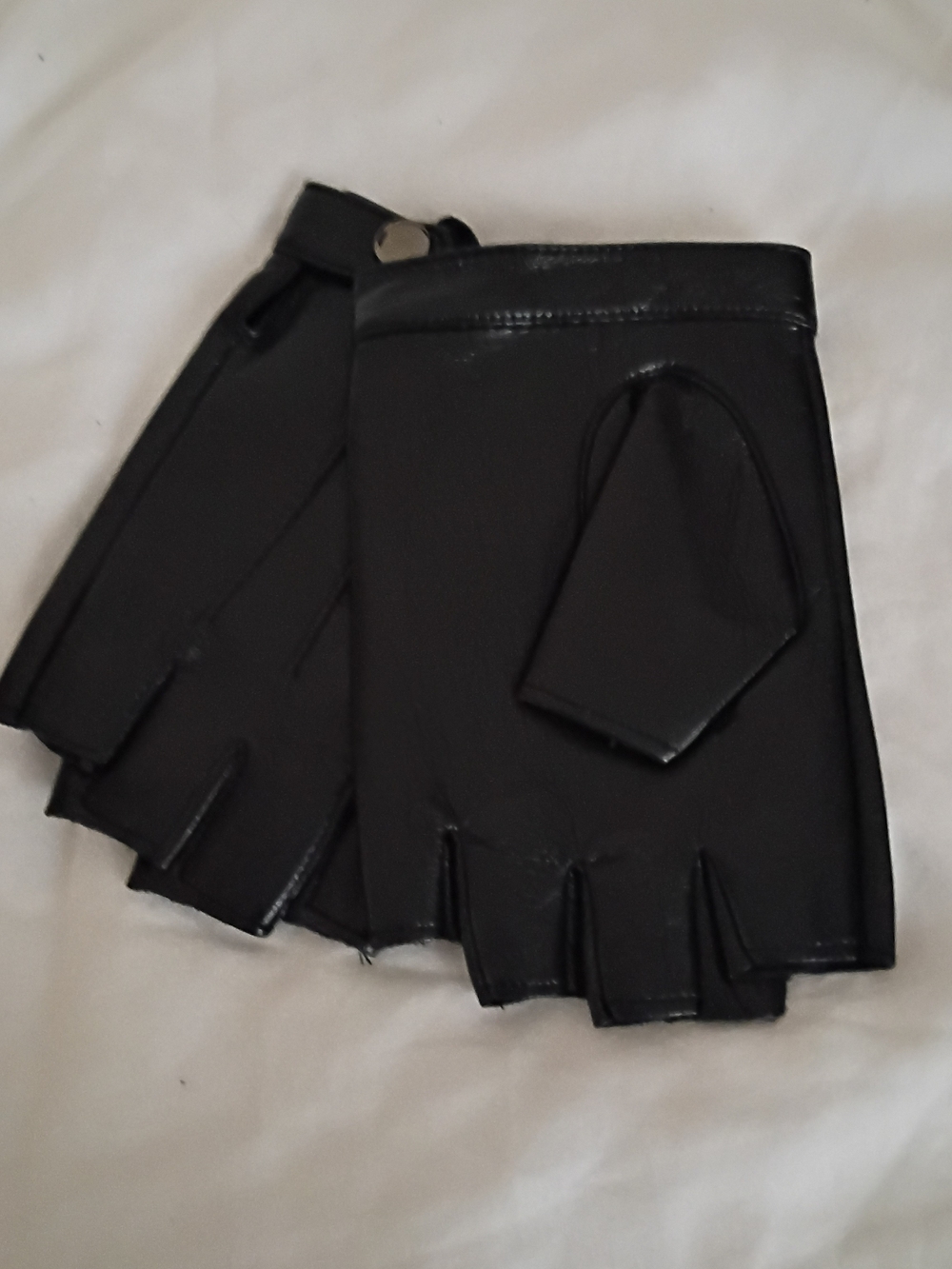 pop Black Fingerless Driving Gloves - Picture 1 of 5